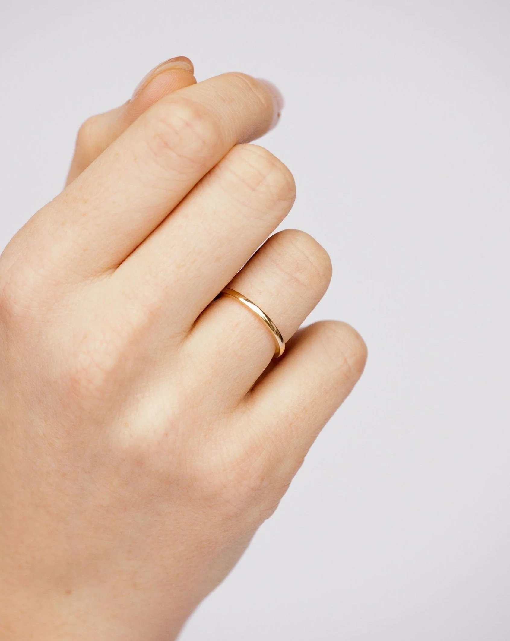 1.5mm Ring Band | Platinum - Image 2
