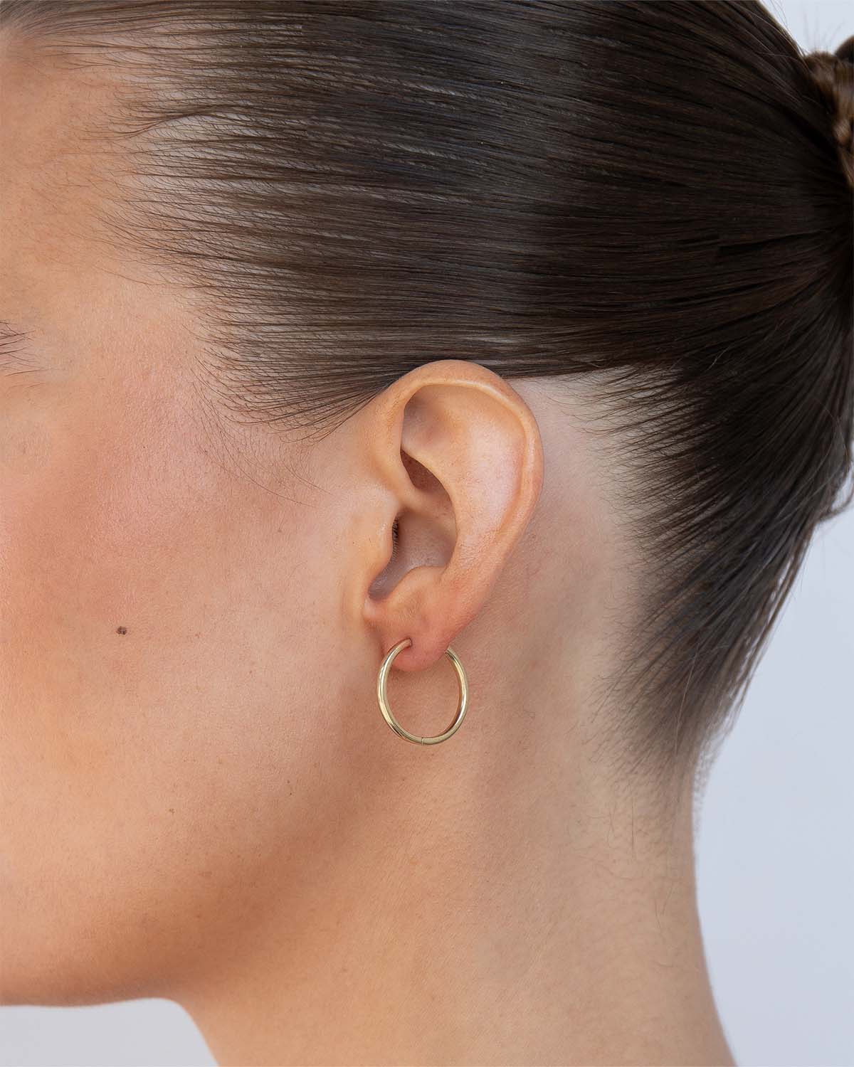 20mm Sleeper Hoops | 9k Solid Gold - Image 7